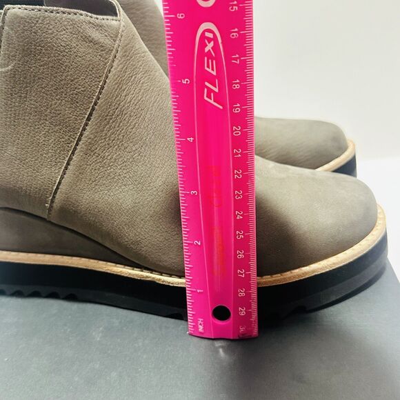 Eileen Fisher Caddy-TN Women's US 9.5M Chelsea Bootie Graphite Nubuck Wedge Heel - Picture 9 of 15